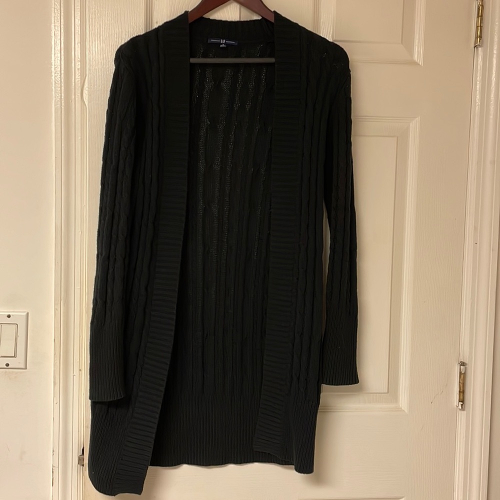 Black knit gap cover up